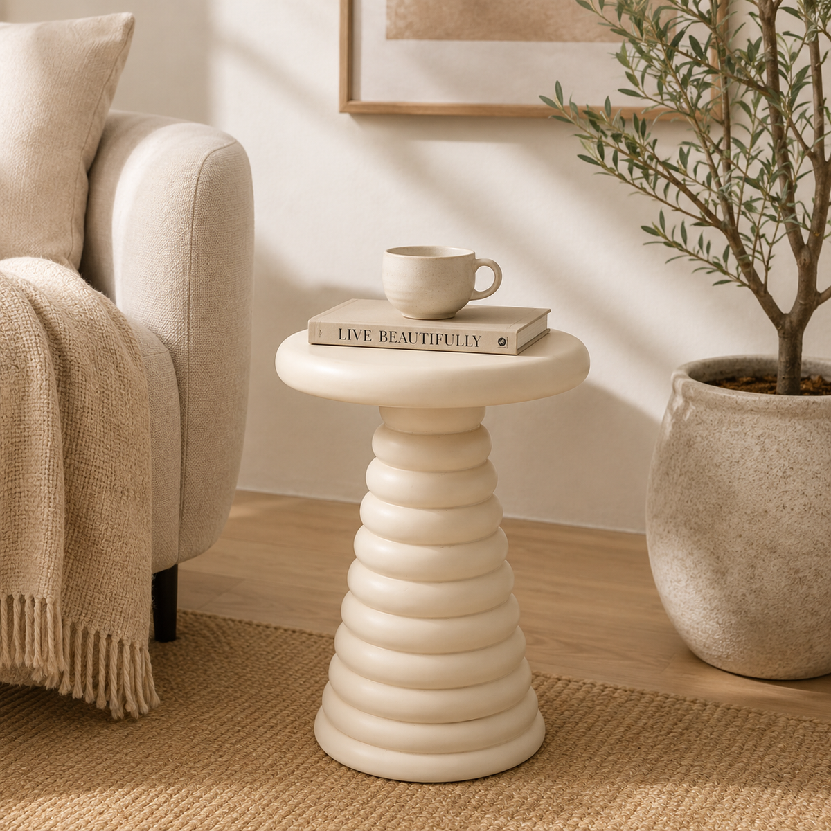 Beige gepoedercoate aluminium bijzettafel