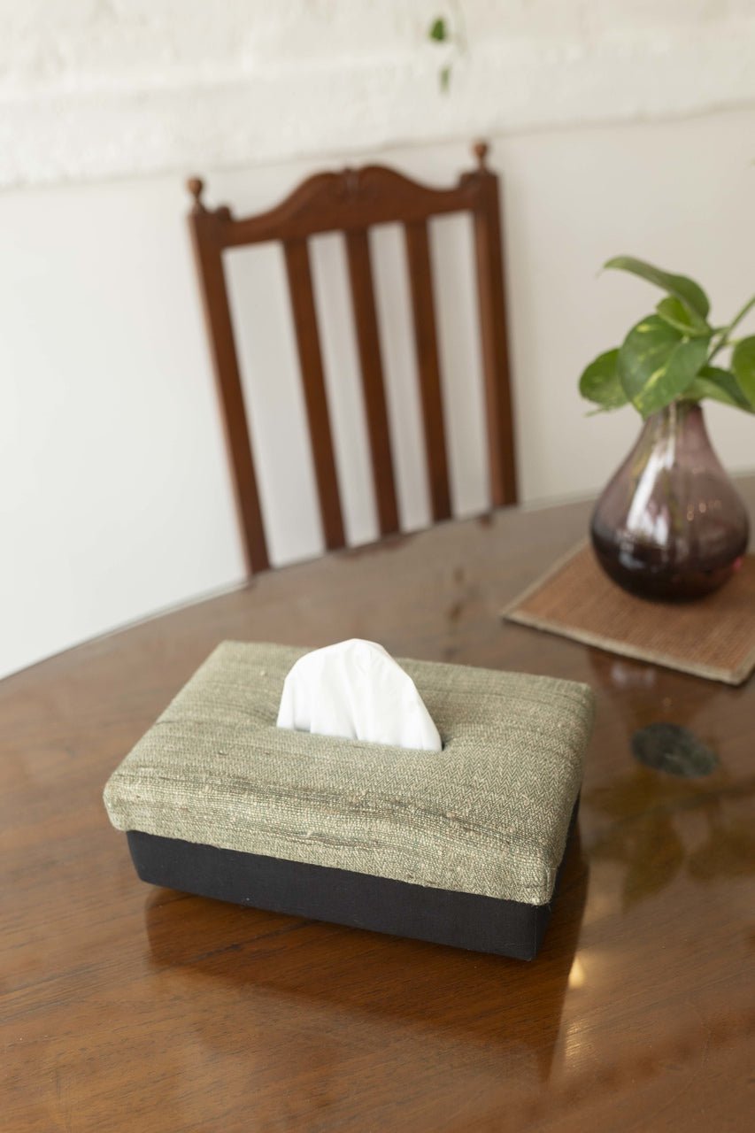 Handgeweven Ghicha Zijden Tissue Box - Visgraatpatroon