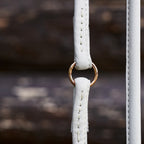 Laboni Amici – Rondgestikte leren riem