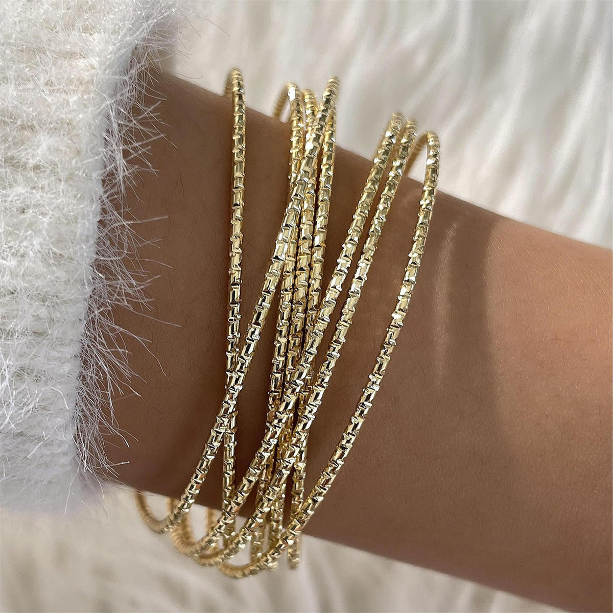 Geometrische dubbel gedraaide Kada-armband – armband met open manchet – vergulde afwerking – verstelbare pasvorm