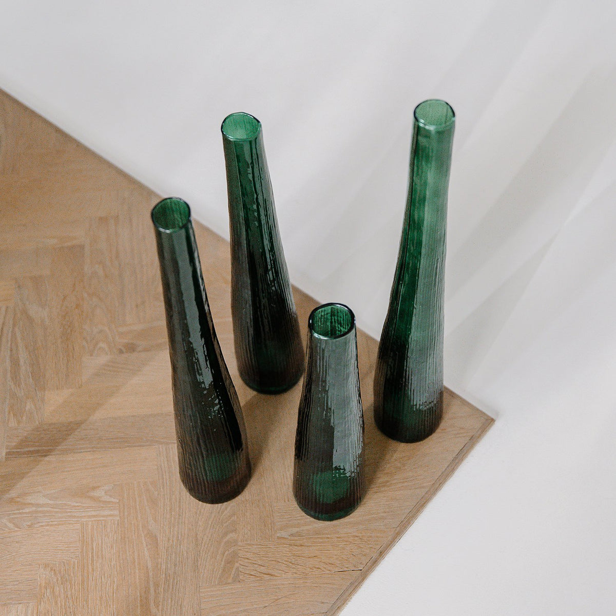 Vaas 9xH40cm donkergroen Takje