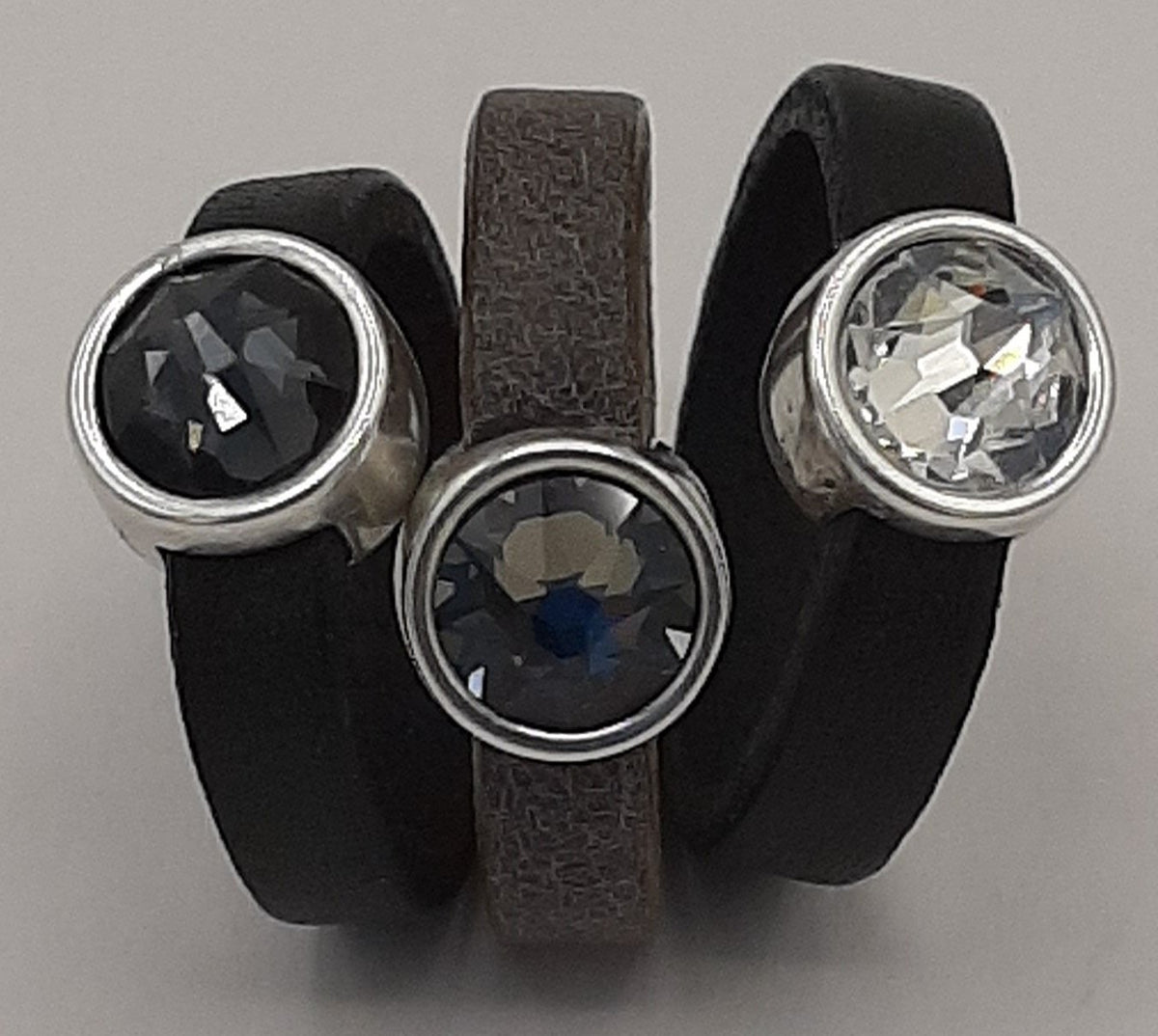 Leren ringen ringen 5mm antiek zilver met glaskristal (10x)