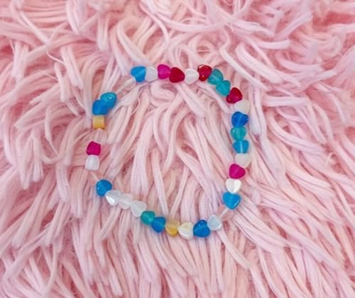 Kinder armband (14 cm) 4 mm hartjes