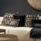 Delphine | Cushion 45x45 cm | Raven | Zwart | Hoii
