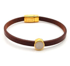 Leren armband met ronde emaille schuifregelaar