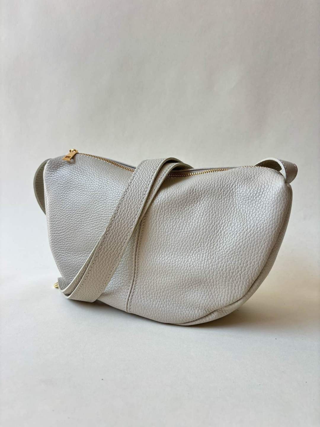 Novi Bag Leather