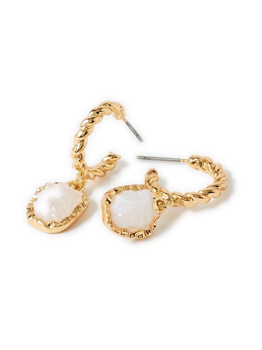 Ronde oorbellen – mode-sieraden – goudkleurig, hendel aan de achterkant