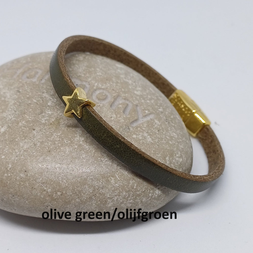 Semplice leren armband tiny star 24K verguld