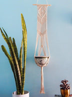 Gebroken witte macramé plantenhanger