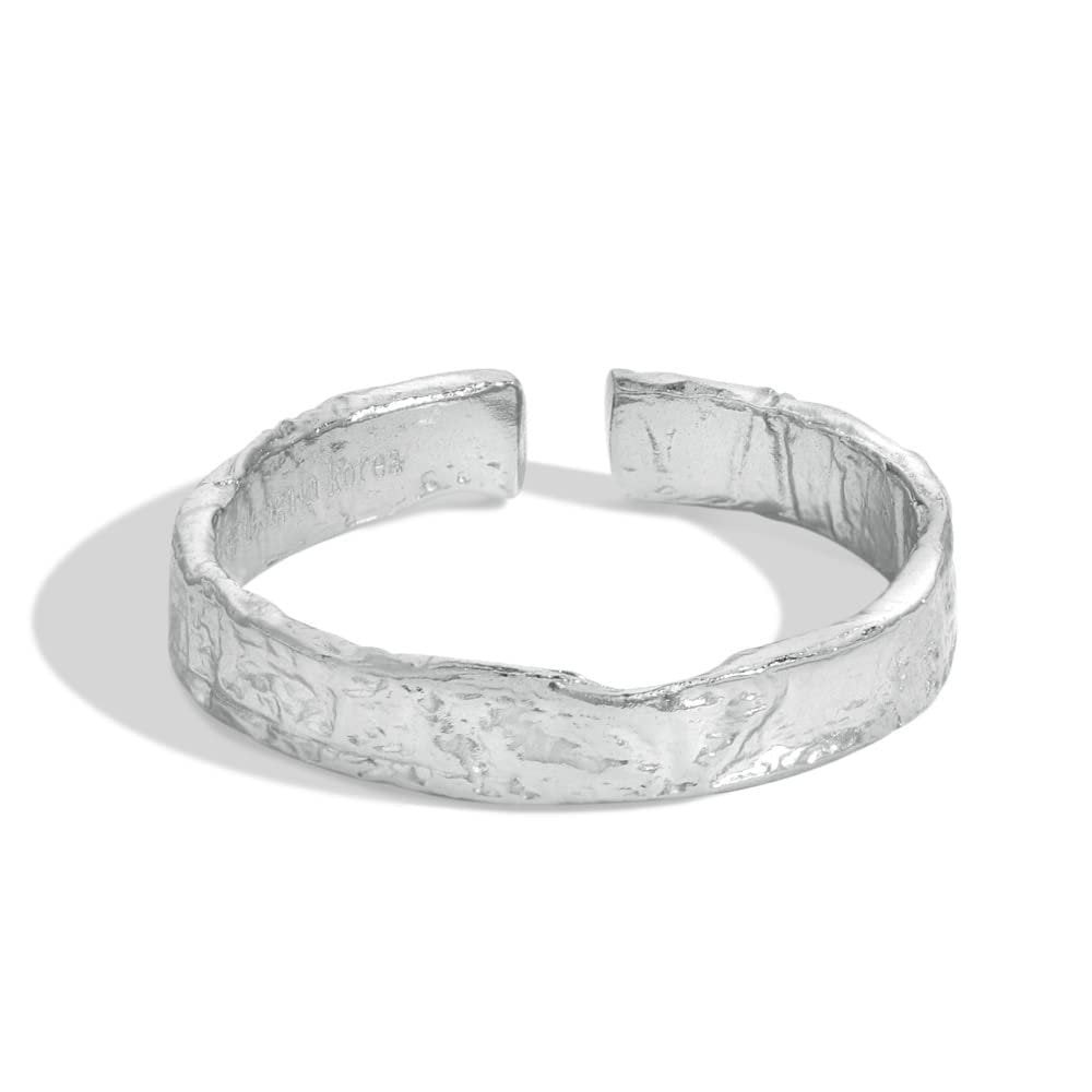 Bandring | 92,5 sterling zilveren gehamerde pasvorm | Rhodium