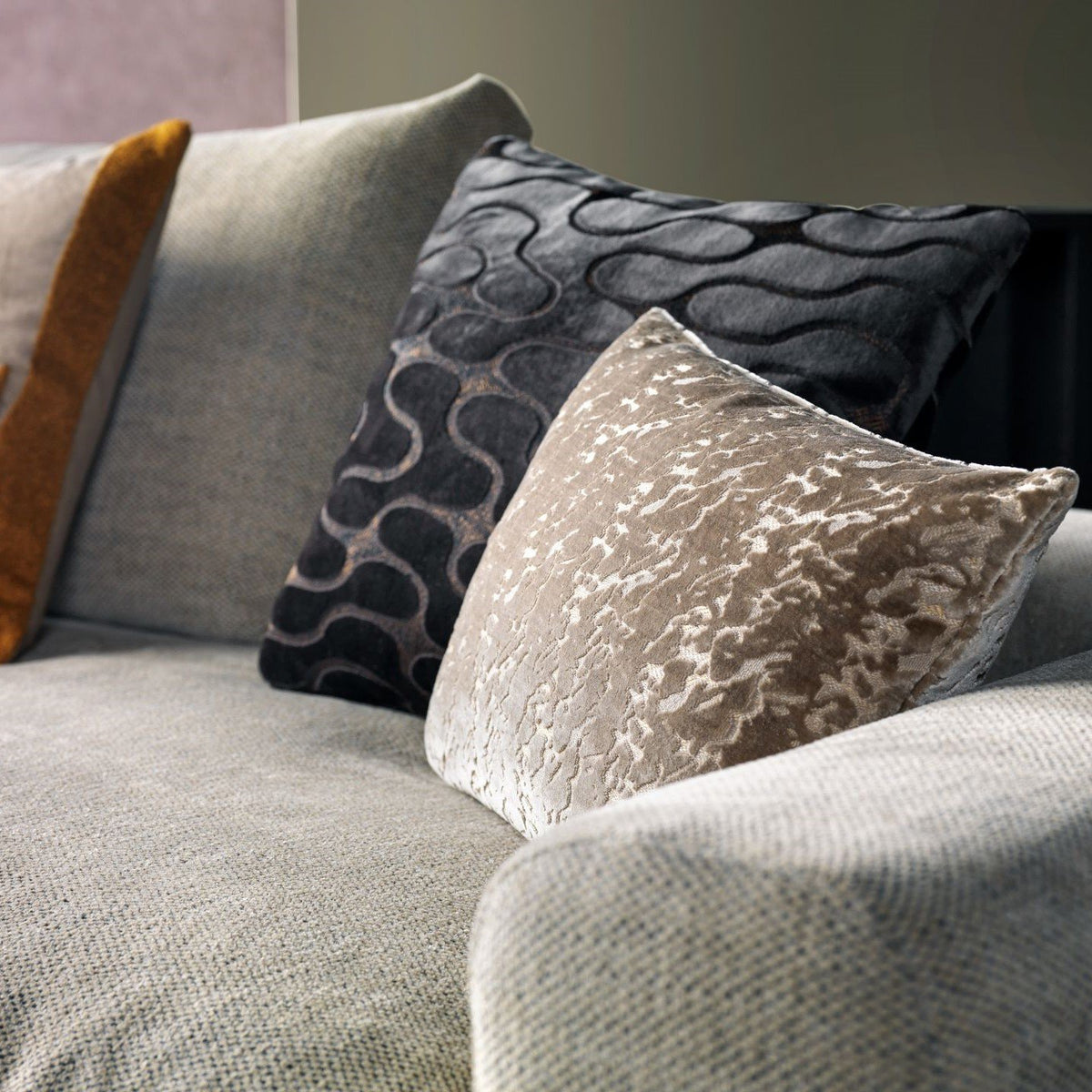 Natalie | Kussen | 30x50 cm puimsteen | Beige | Hoii | Met luxe binnenkussen