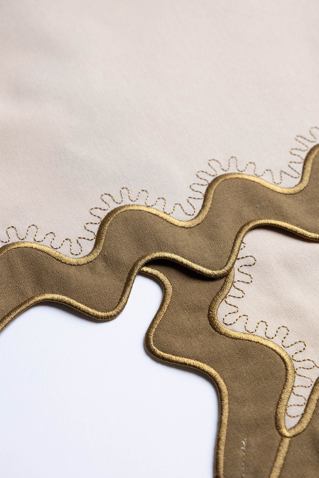 Gisèle Sint-Jacobsservetten met geborduurd detail (set van 2)