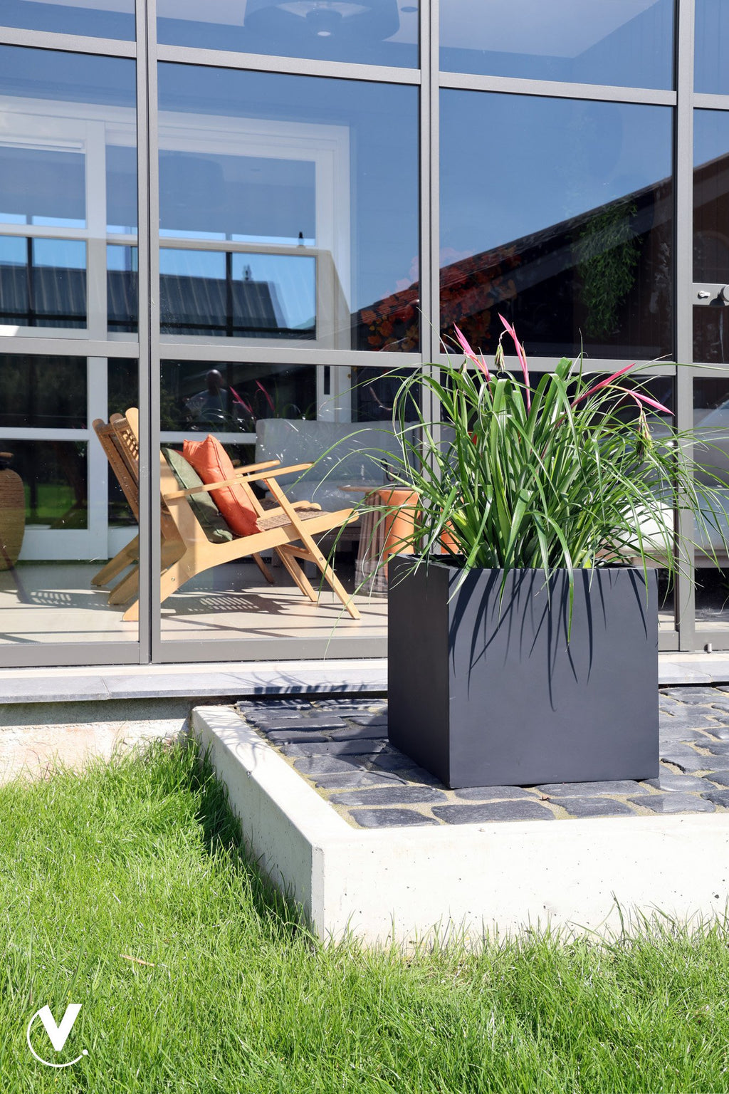 Plantenbak SALE! - El Salvador black - korting reeds in de prijs verwerkt. OP=OP