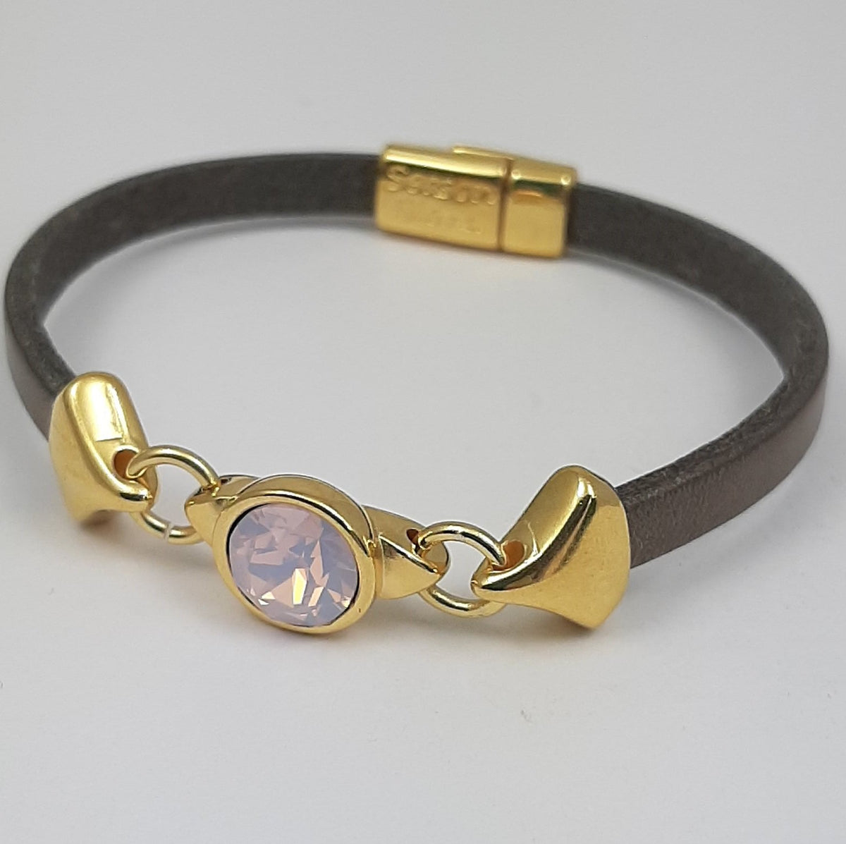 Nexus leren armband glas kristal 24K verguld
