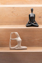 Standbeeld Yogaboog