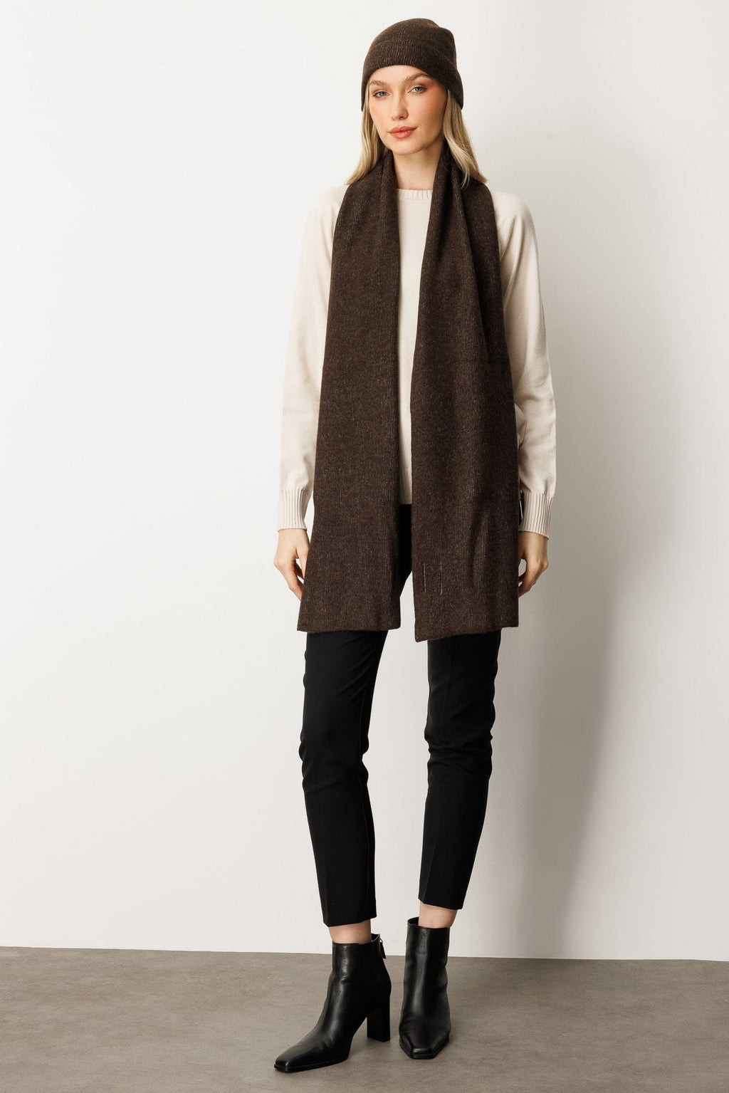 Artemis Beanie & Scarf Wol Set Brown-Ecru