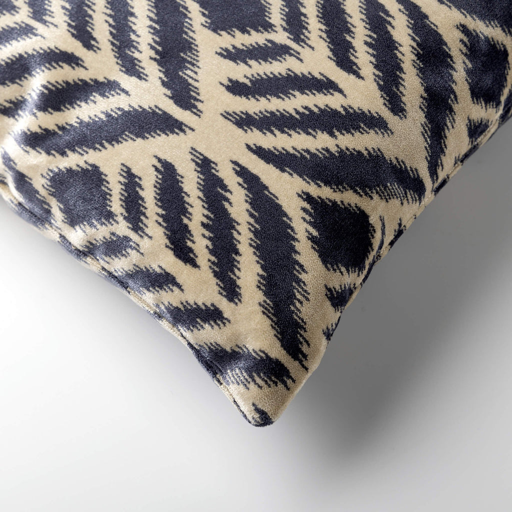 Alexa | Cushion 45x45 cm | Insignia Blue | Blauw | Hoii | met duurzame kussenvulling