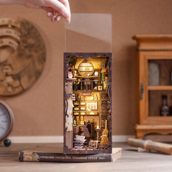 Cutebee, DIY Booknook, The Magic Pharmacist, SZ05B, 18x11x23cm