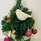 Luna-Leena vogel hangend ornament - gouden sterren - wol - handgemaakt in Nepal