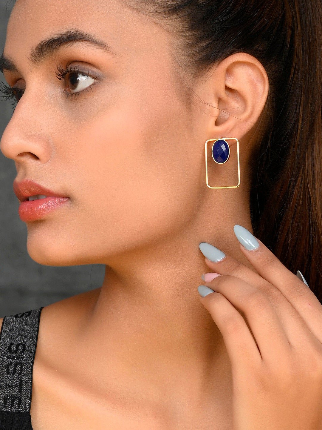 Vergulde eigentijdse oorbellen – mode-sieraden – kunststenen – 3x2 CM