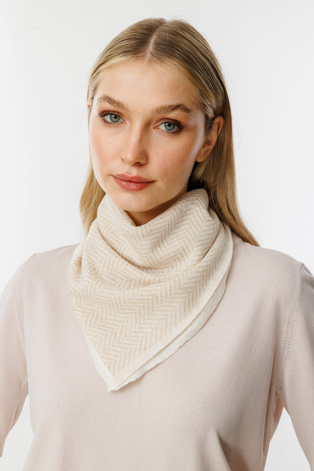 Lycia Square Foulard Ecru Beige
