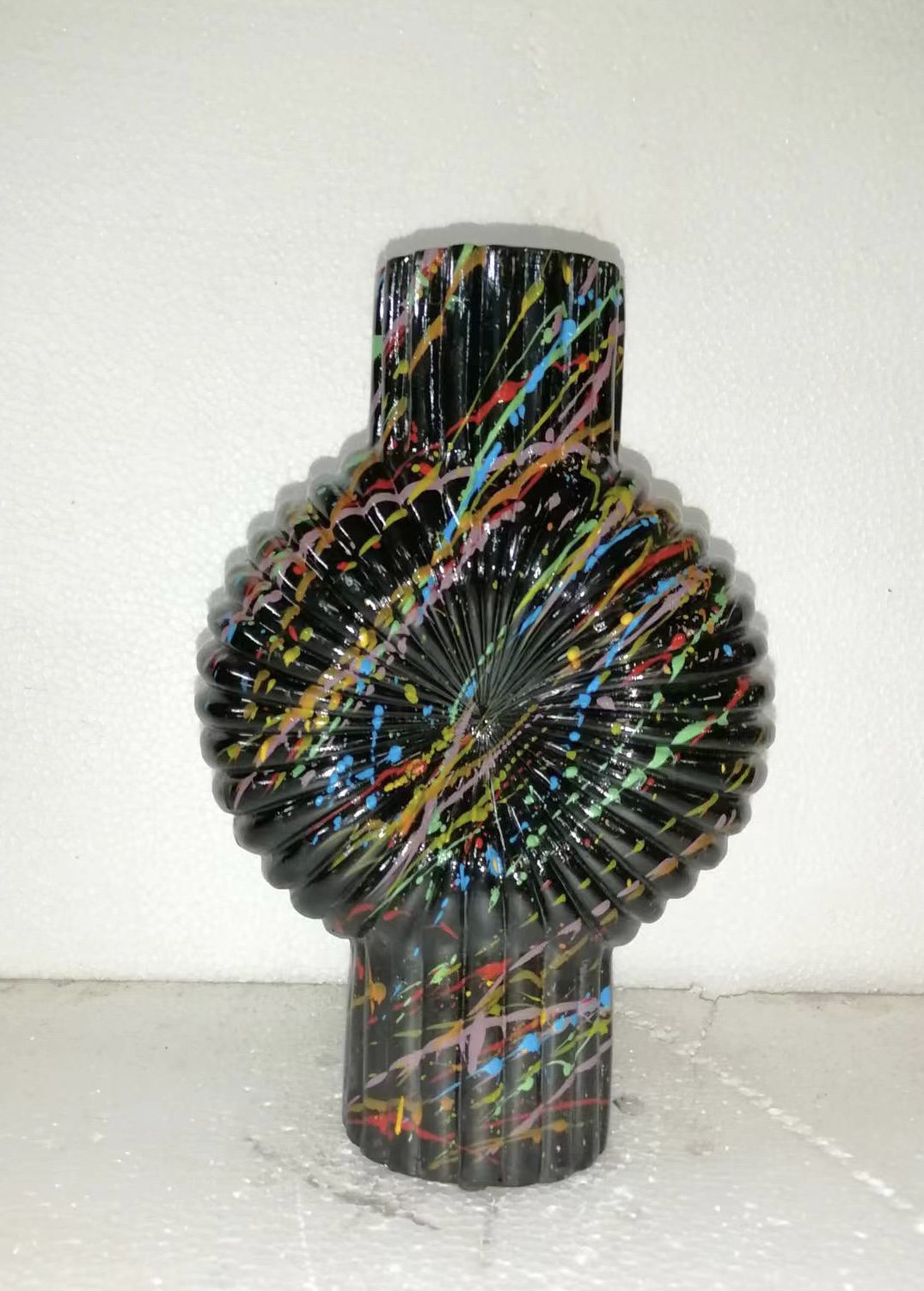 Polyresin vaas zwarte plons