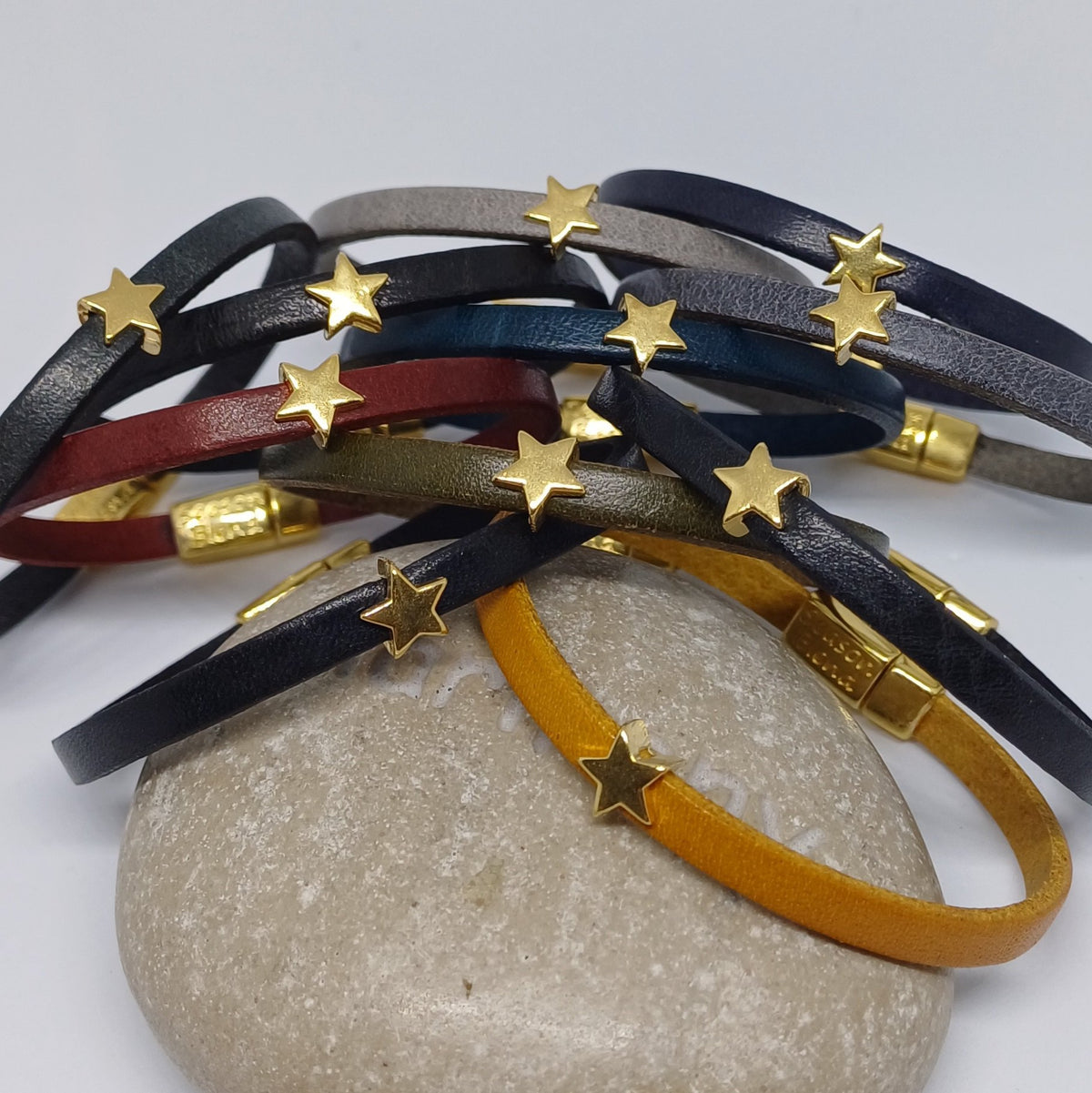 Semplice leren armband tiny star 24K verguld