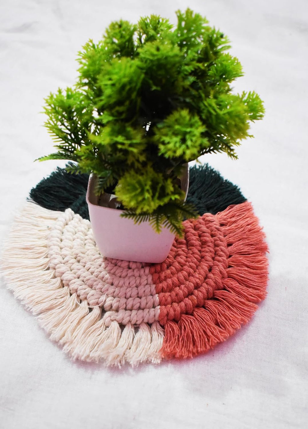 Veelkleurige macramé handgeweven katoenen onderzetterset – 15 cm diameter, 2 stuks