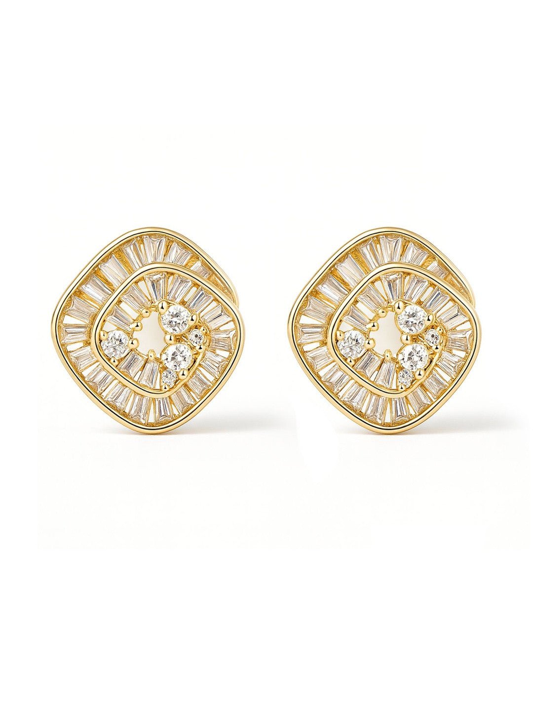Vergulde vierkante Amerikaanse diamanten studs – modieuze oorbellen – AD verfraaid – 1,9 x 1,8 cm
