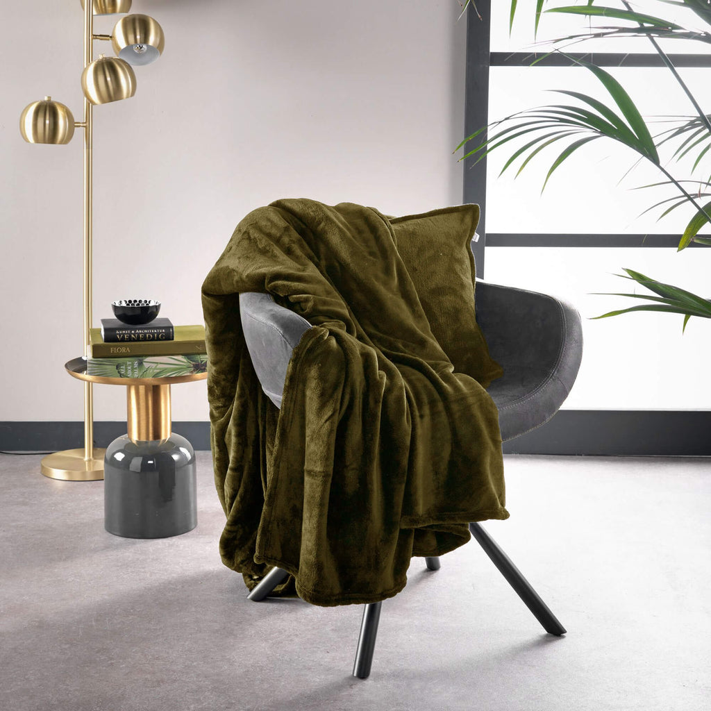 Dutch Decor Billy - Plaid 150x200 cm - Fleece - Militair Olijf - Groen