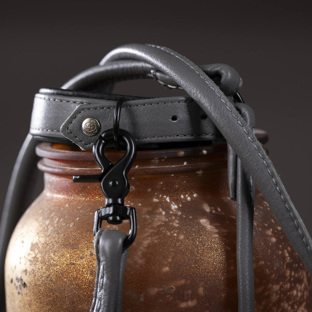 Laboni Amici – Rondgestikte leren riem