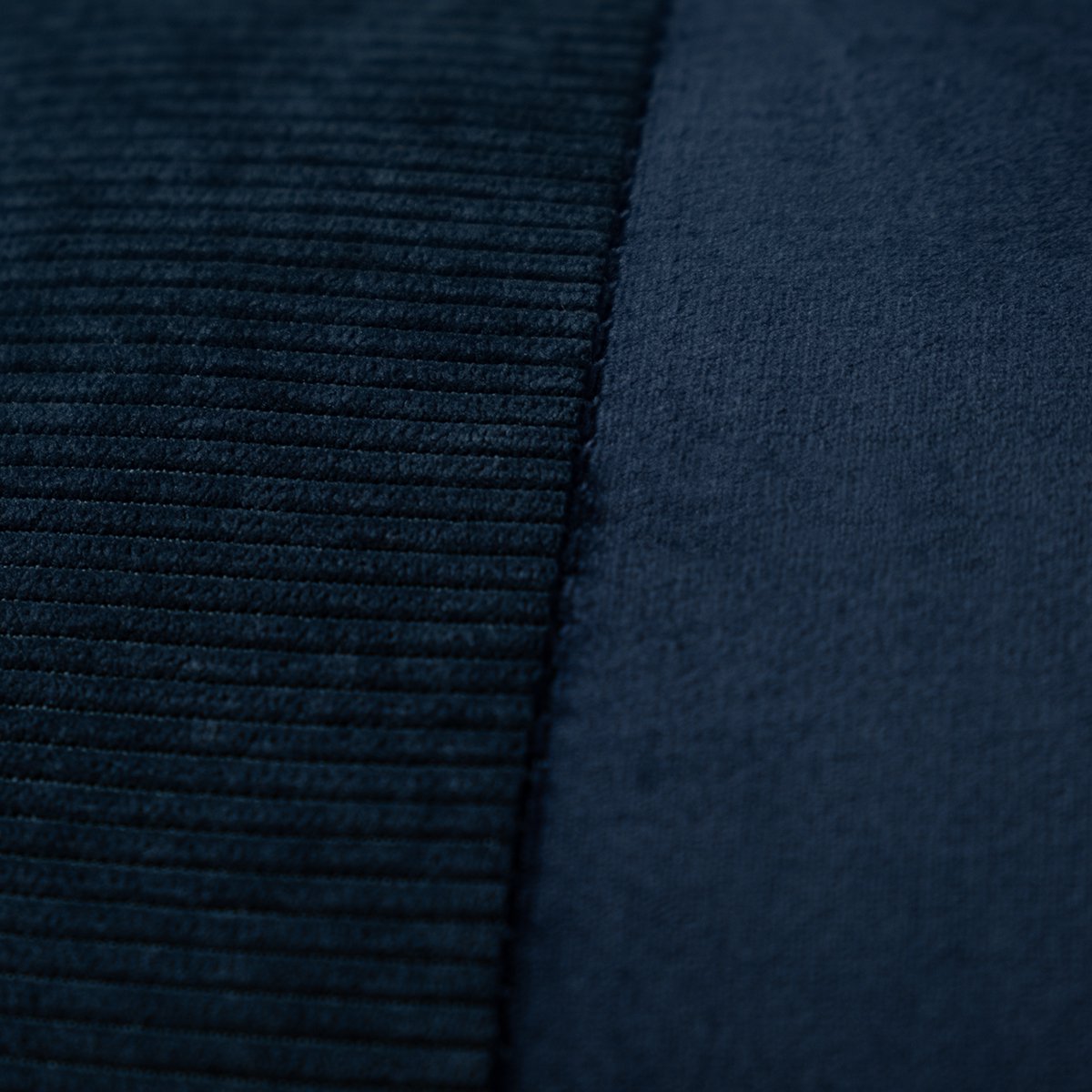 Kussen fluweel blauw & corduroy 30 x 50 cm