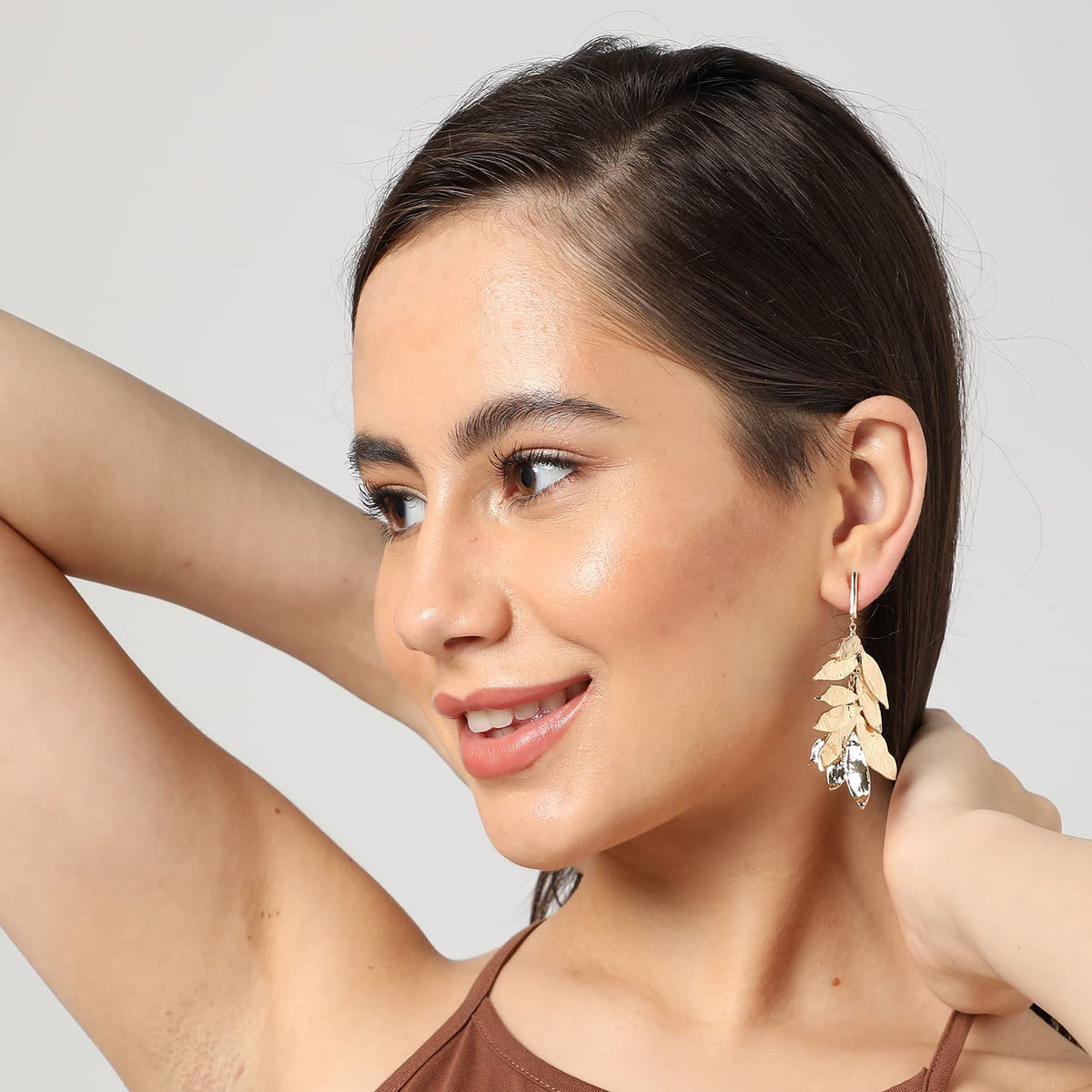 Druppeloorbellen – mode-sieraden – lichtgewicht, druksluiting – modern statement-ontwerp