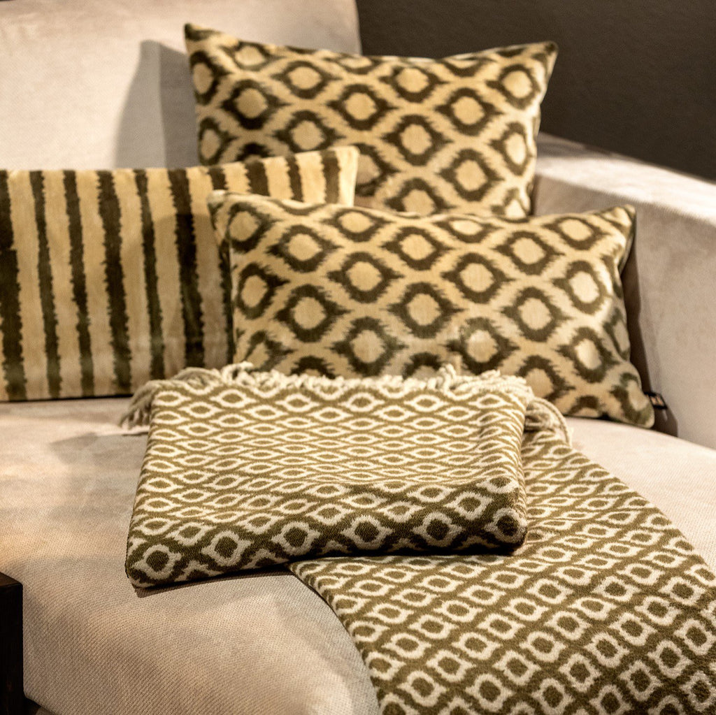 Isabella | Plaid | 150x200 cm Militaire olijf | Groen | Uni | Hoii | 60% katoen 40% acryl