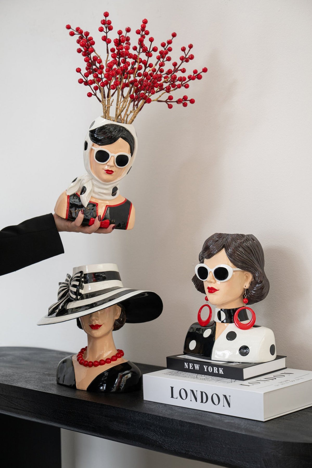 J-Line Vaas vrouw - hars - zwart/wit