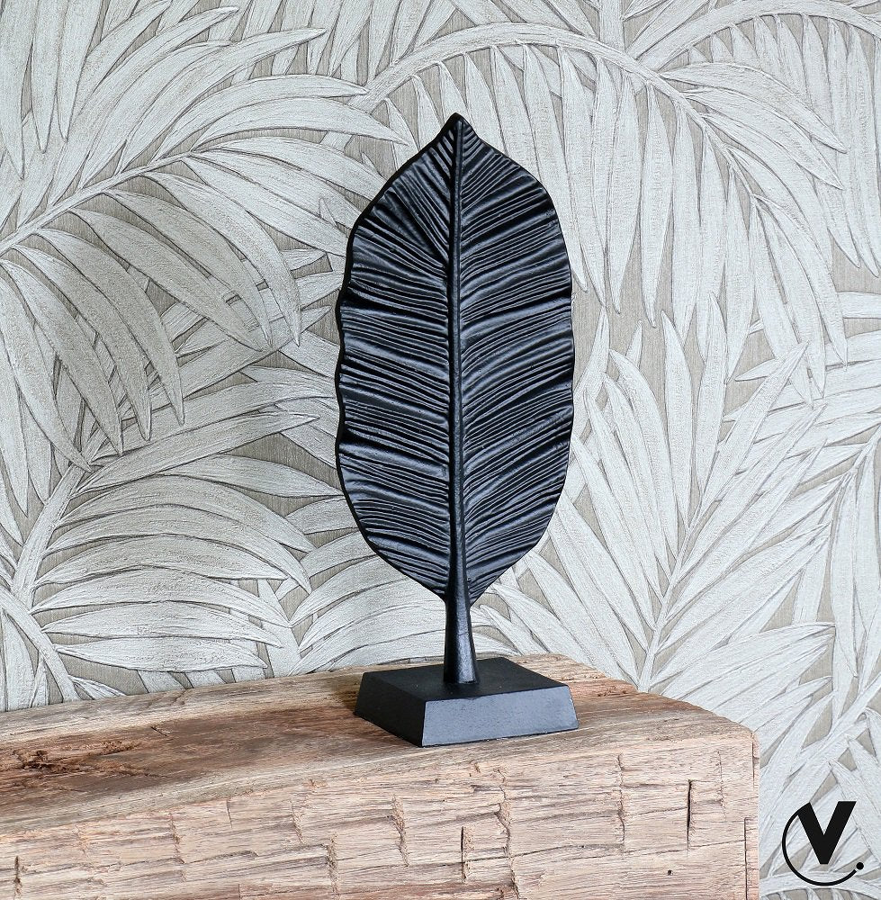 Ornament - Lorena black