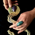 Papier-maché hanger-sieraden-kever