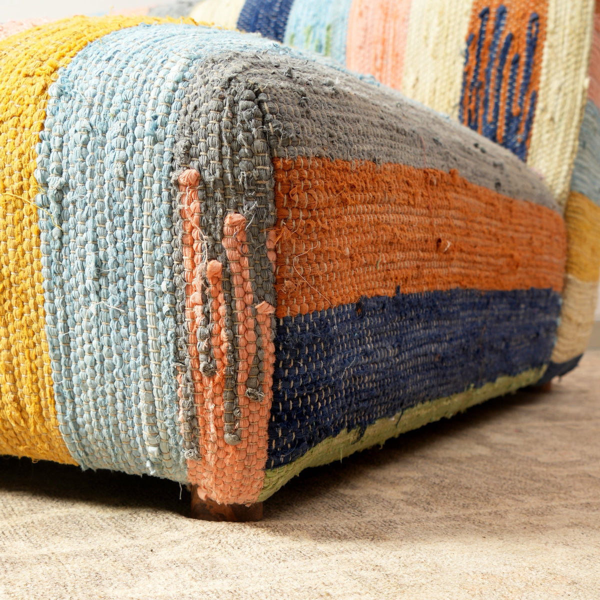 Vloerligbed van gestreept katoen met rugleuning Veelkleurig - 102 cm