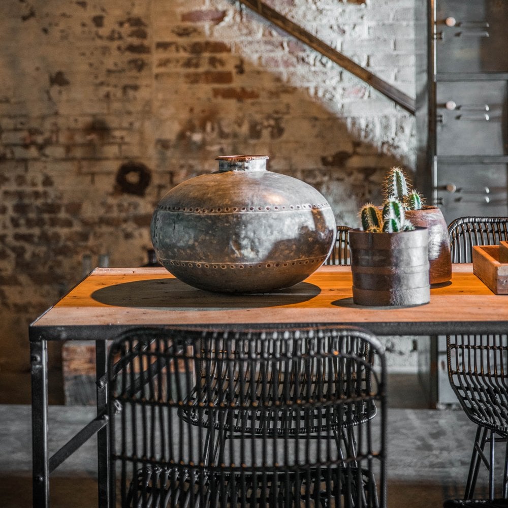 Metalen pot rond