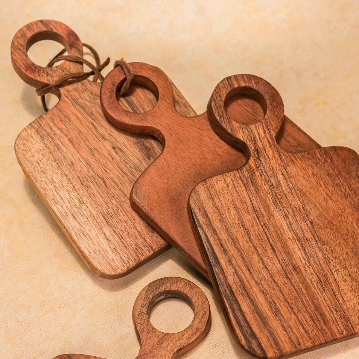 River Loop serveerplank – acaciahouten schaal – handgemaakt, modern lushandvat – set van 4