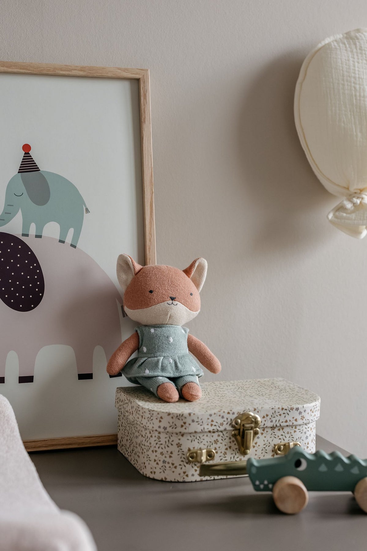 Gebreid speeltje, babycadeau, Vos Nuri - Mint