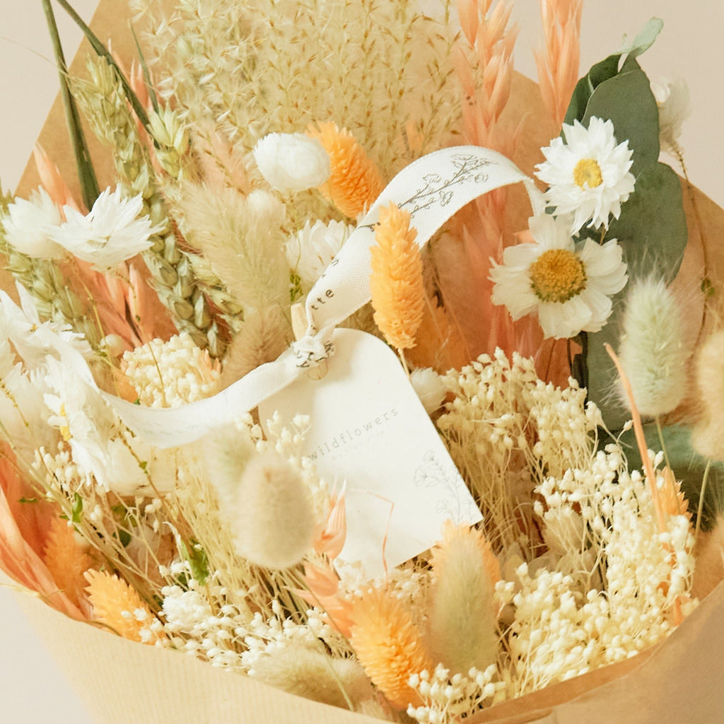 Gedroogde bloemen Exclusief veldboeket - Perzik - Bruiloftsbestseller