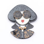 Broches