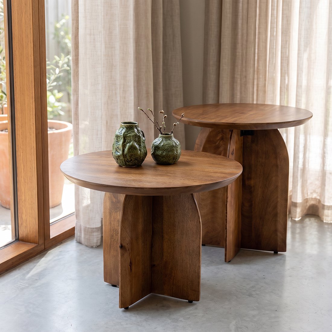 Bullnose bijzettafel mangohout - Ø50 cm