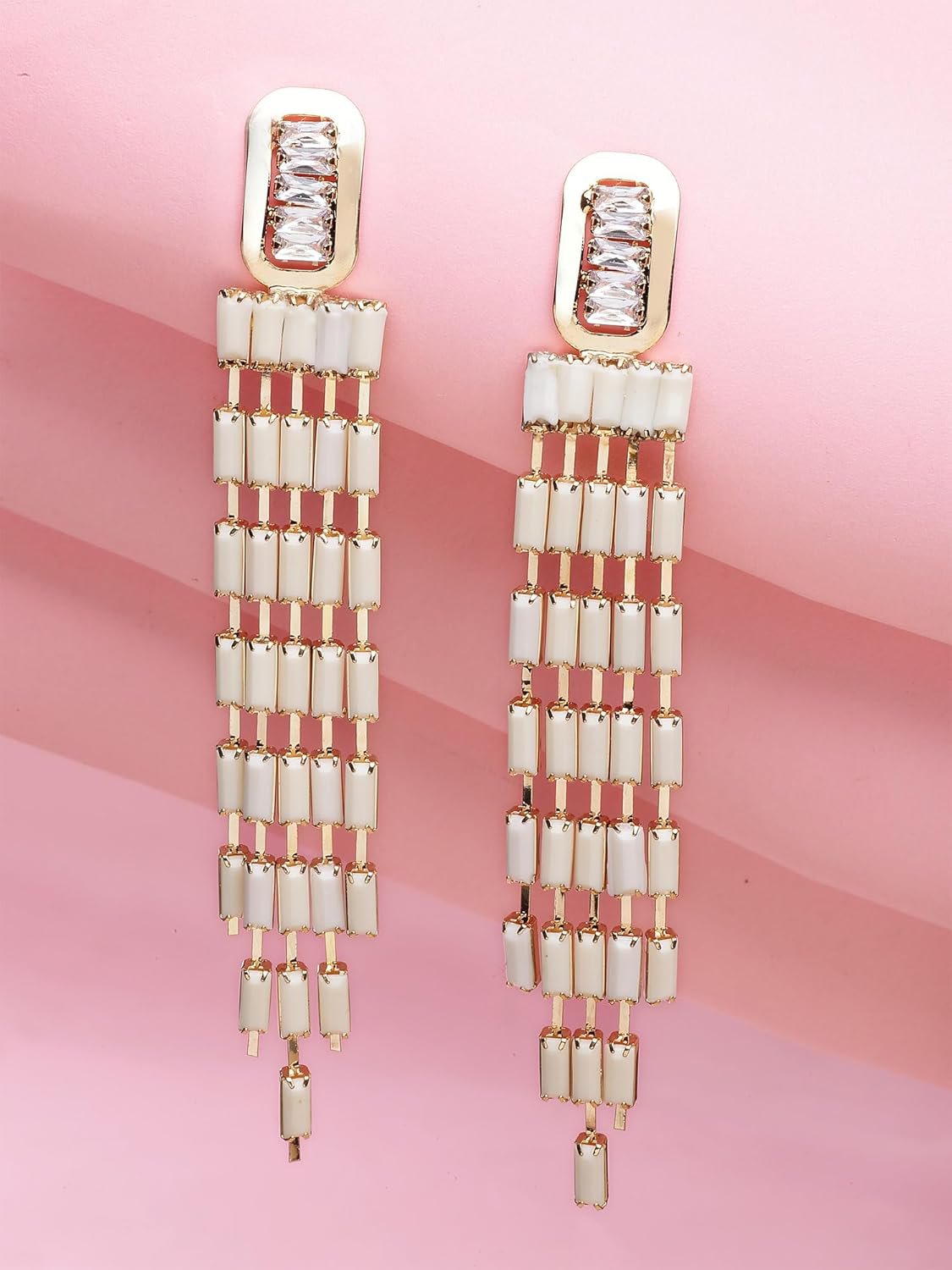 Eigentijdse witte oorbellen – mode-sieraden voor dames – vergulde afwerking – winkelvoorraad