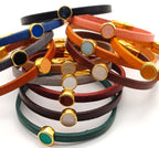 Leren armband met ronde emaille schuifregelaar