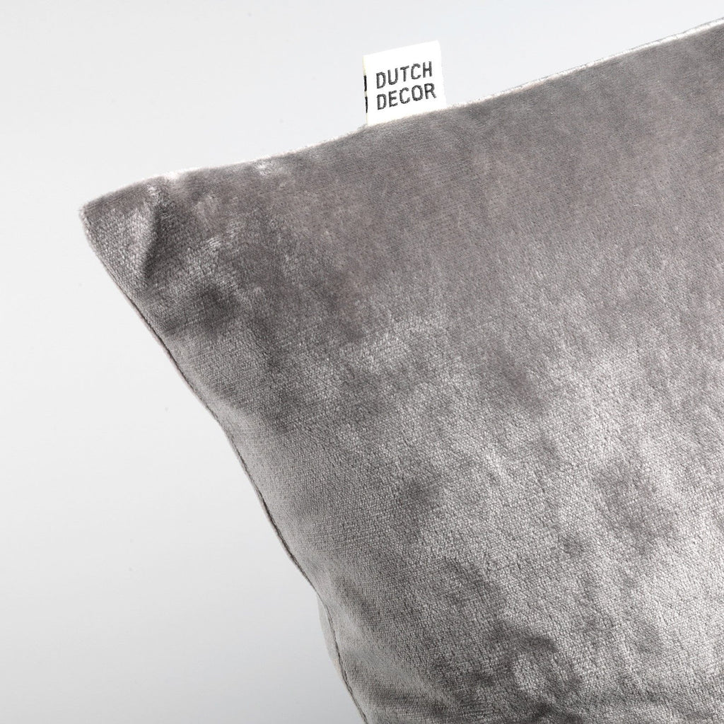 Dutch Decor SKY - Kussen 45x45 cm - Fluweel - Drijfhout - Taupe