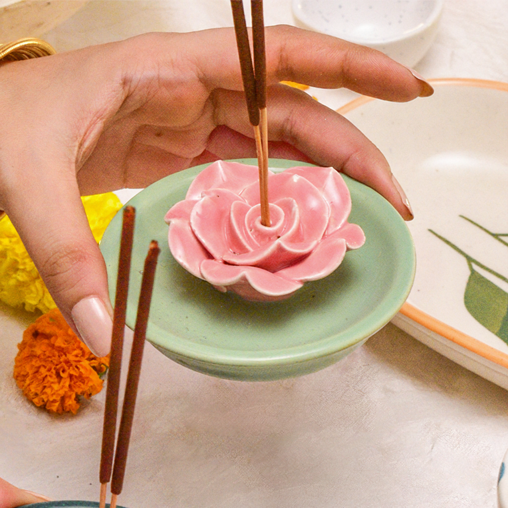 Wierookhouder | Gebeeldhouwd roze Lotus-ontwerp | Handgemaakt