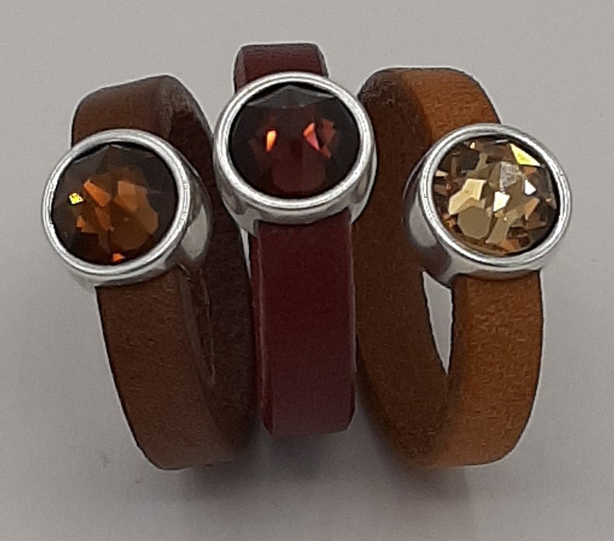 Leren ringen ringen 5mm antiek zilver met glaskristal (10x)