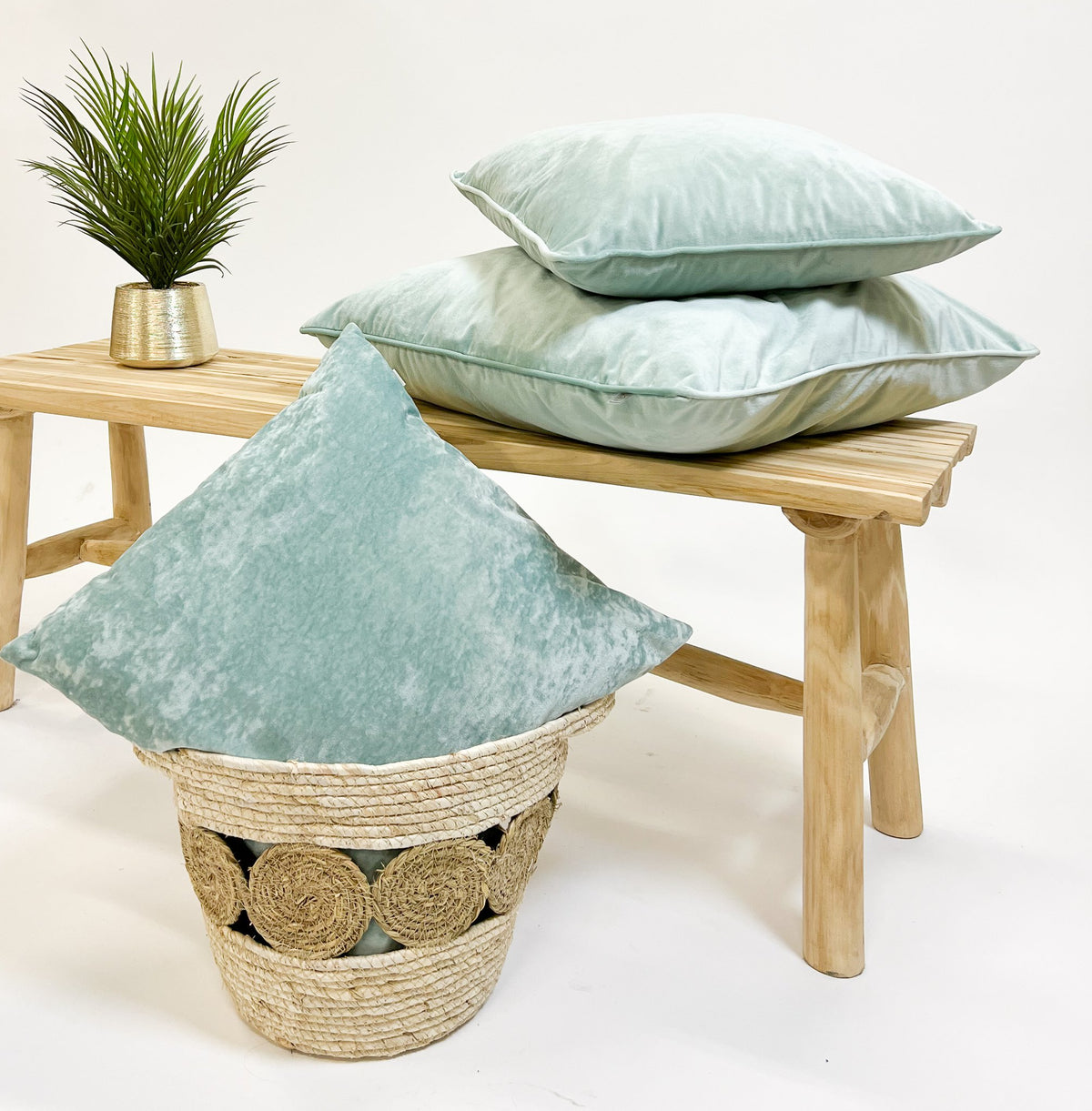 Dutch Decor Finn - Kussen 60x60 cm Jadeiet - groen